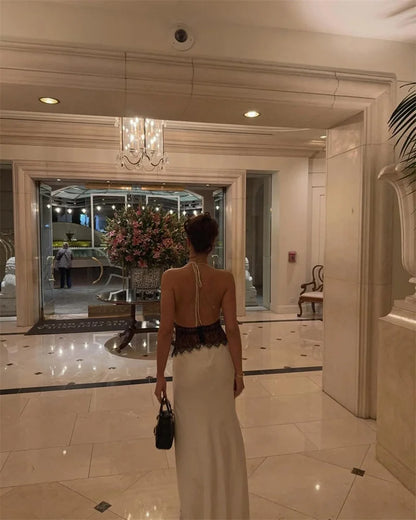 Elegant backless lace maxi dress